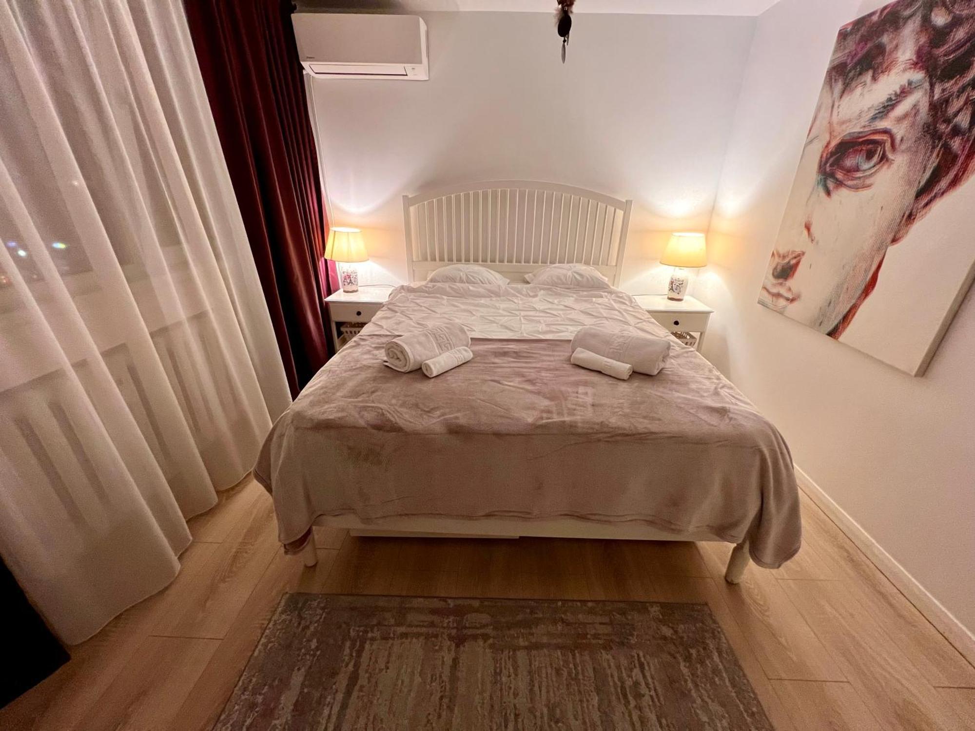 Modern & Cozy 2 Rooms Apartment Bukarest Eksteriør billede
